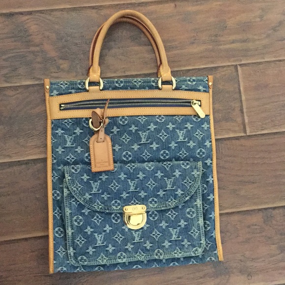 Louis Vuitton Handbags - Rare Vintage Louis Vuitton Denim Sac Plat Handbag.